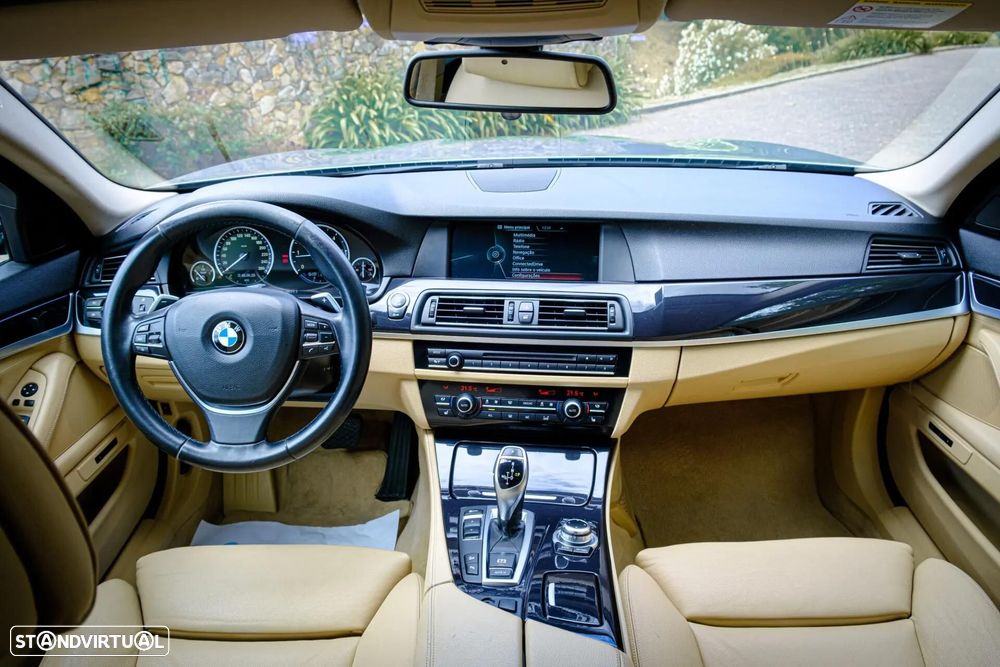 BMW 525 d Line Luxury Auto - 11