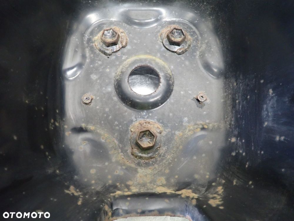 MOCOWANIE KOŁA ZAPASOWEGO SUZUKI GRAND VITARA II 1.9 - 4