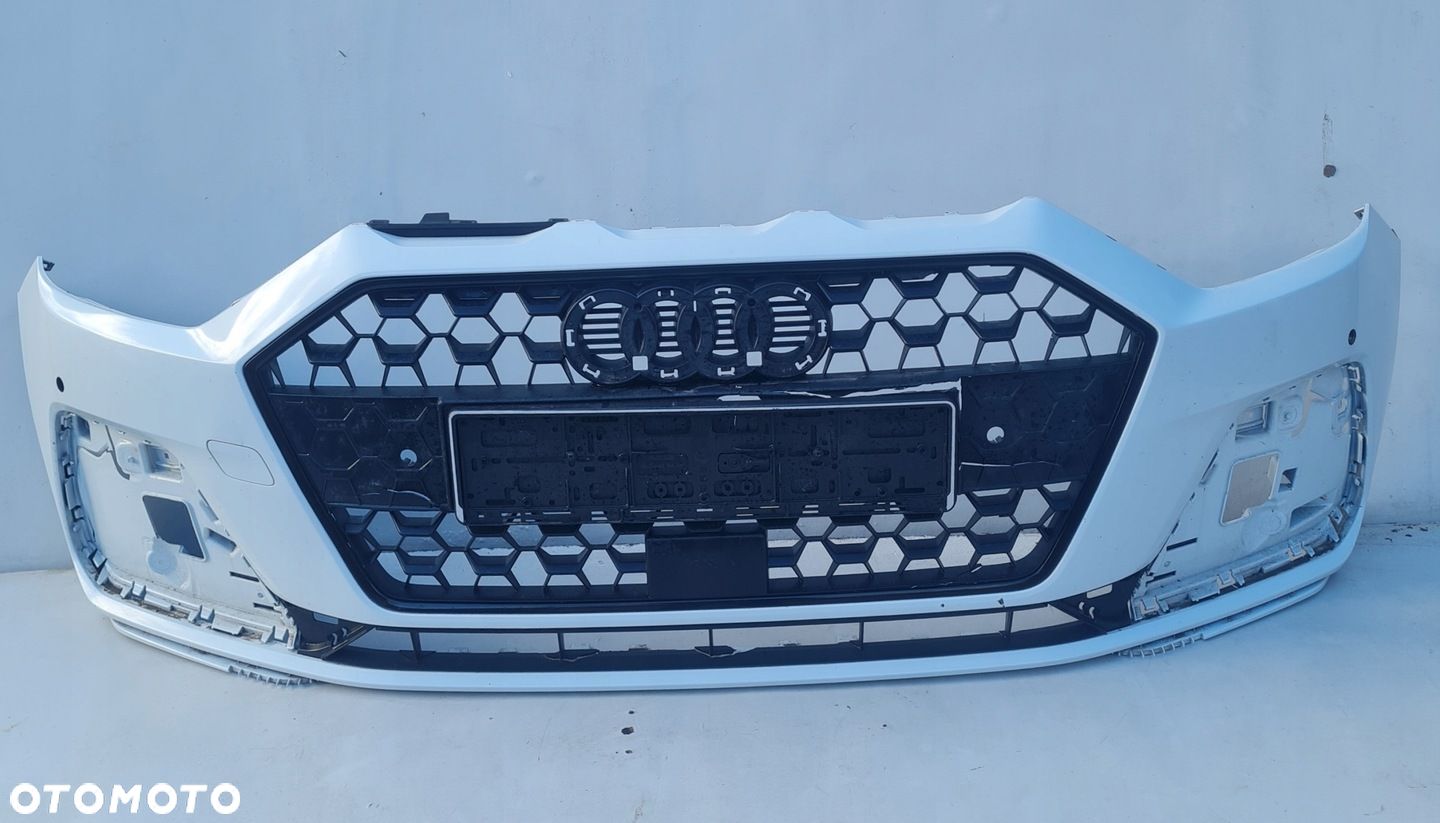 ZDERZAK PRZÓD PRZEDNI AUDI A1 82A LS9R - 1
