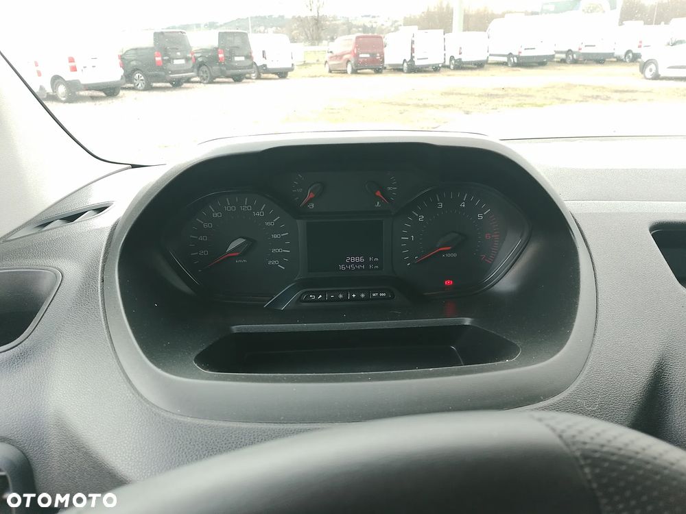 Peugeot Partner Proace Berlingo Combo Doblo L2 Izoterma Chłodnia Salon PL półka Inox 3 osoby - 29