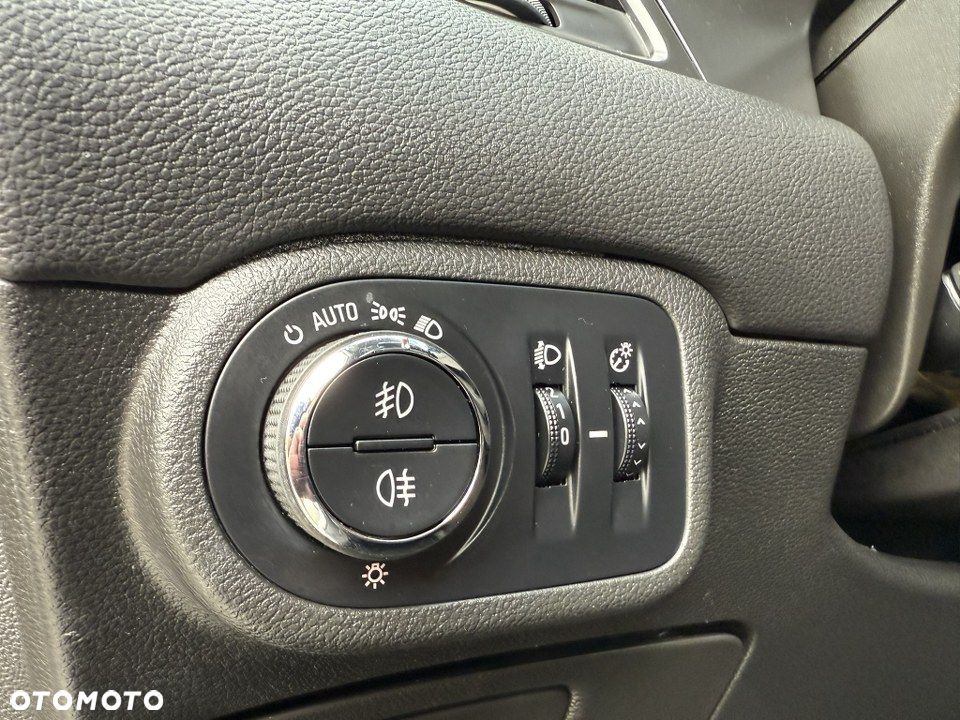 Opel Zafira Tourer 1.4 Turbo ecoFLEX Start/Stop Business Innovation - 20