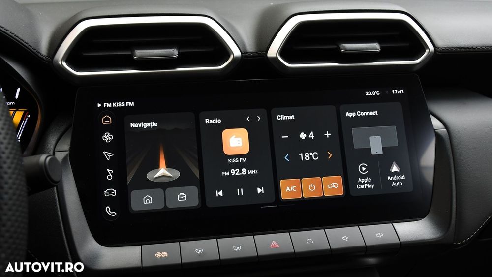 MG ZS HEV Hybrid+ Luxury - 24