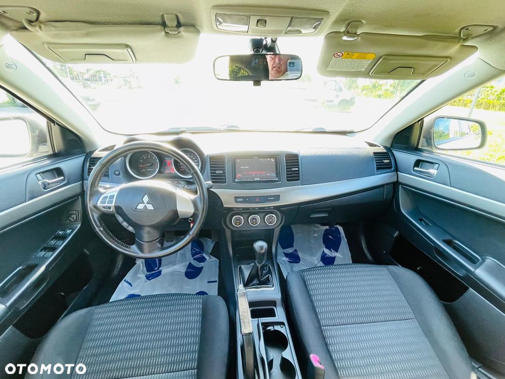 Mitsubishi Lancer 1.6 ClearTec Invite - 13