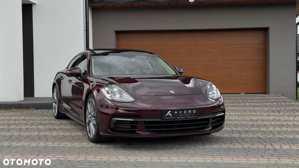 Porsche Panamera 4S - 5