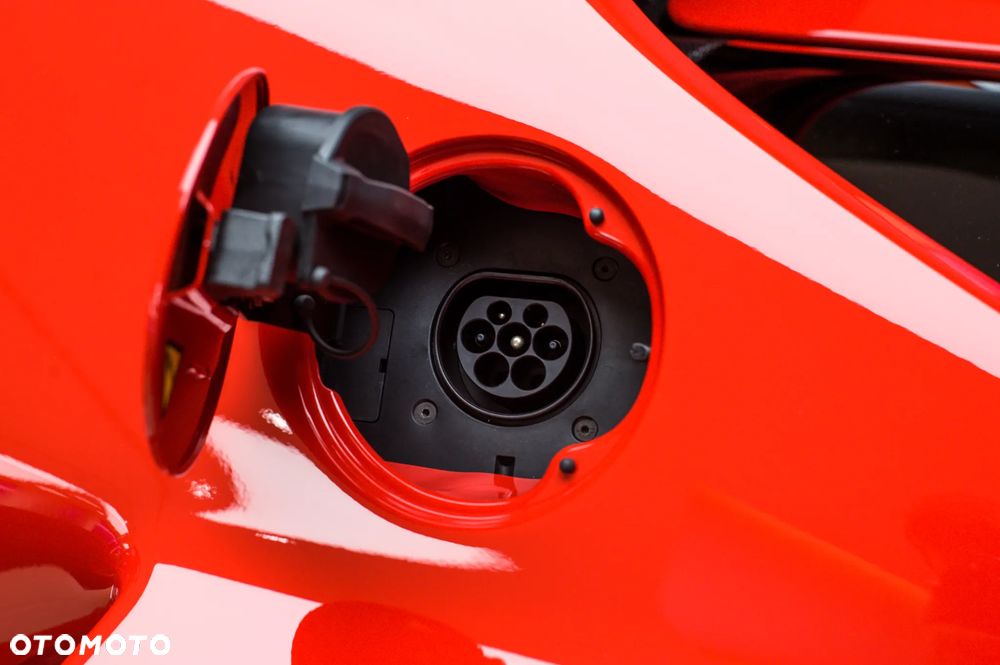 Ferrari 296 GTB - 17