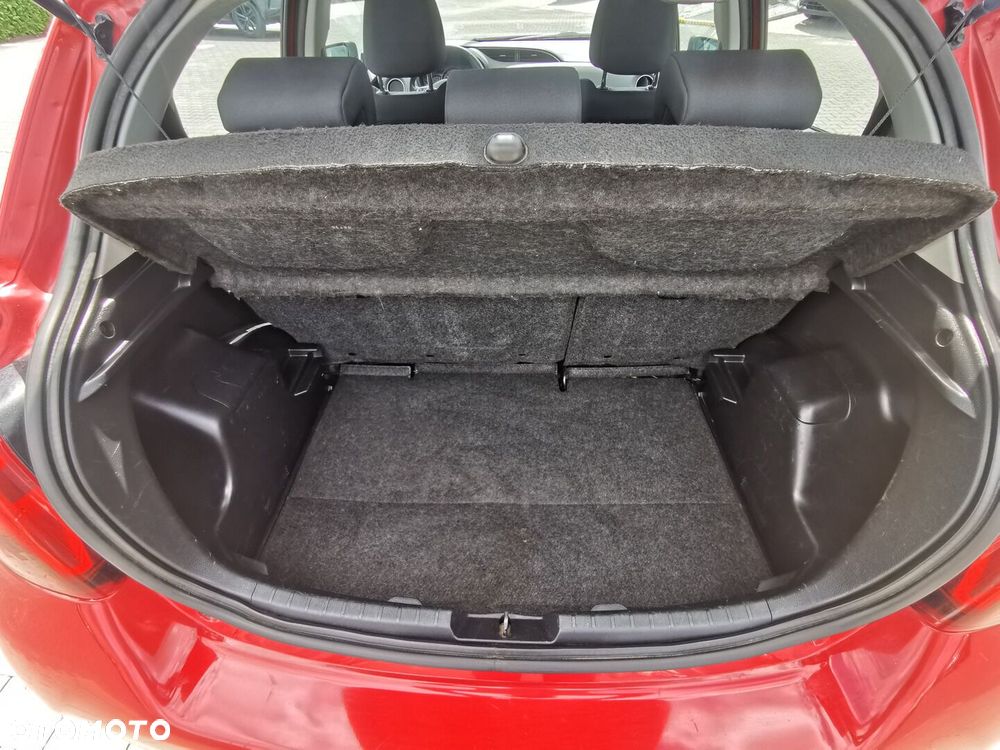 Toyota Yaris 1.33 Premium - 14