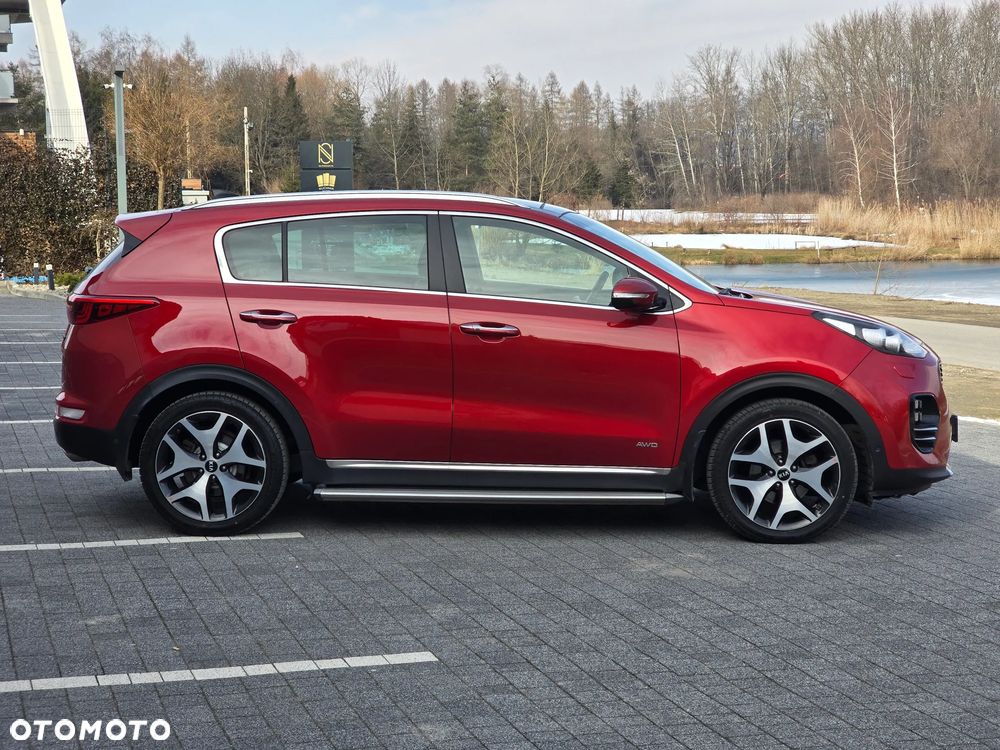 Kia Sportage 2,0 CRDI AWD GT Line - 5