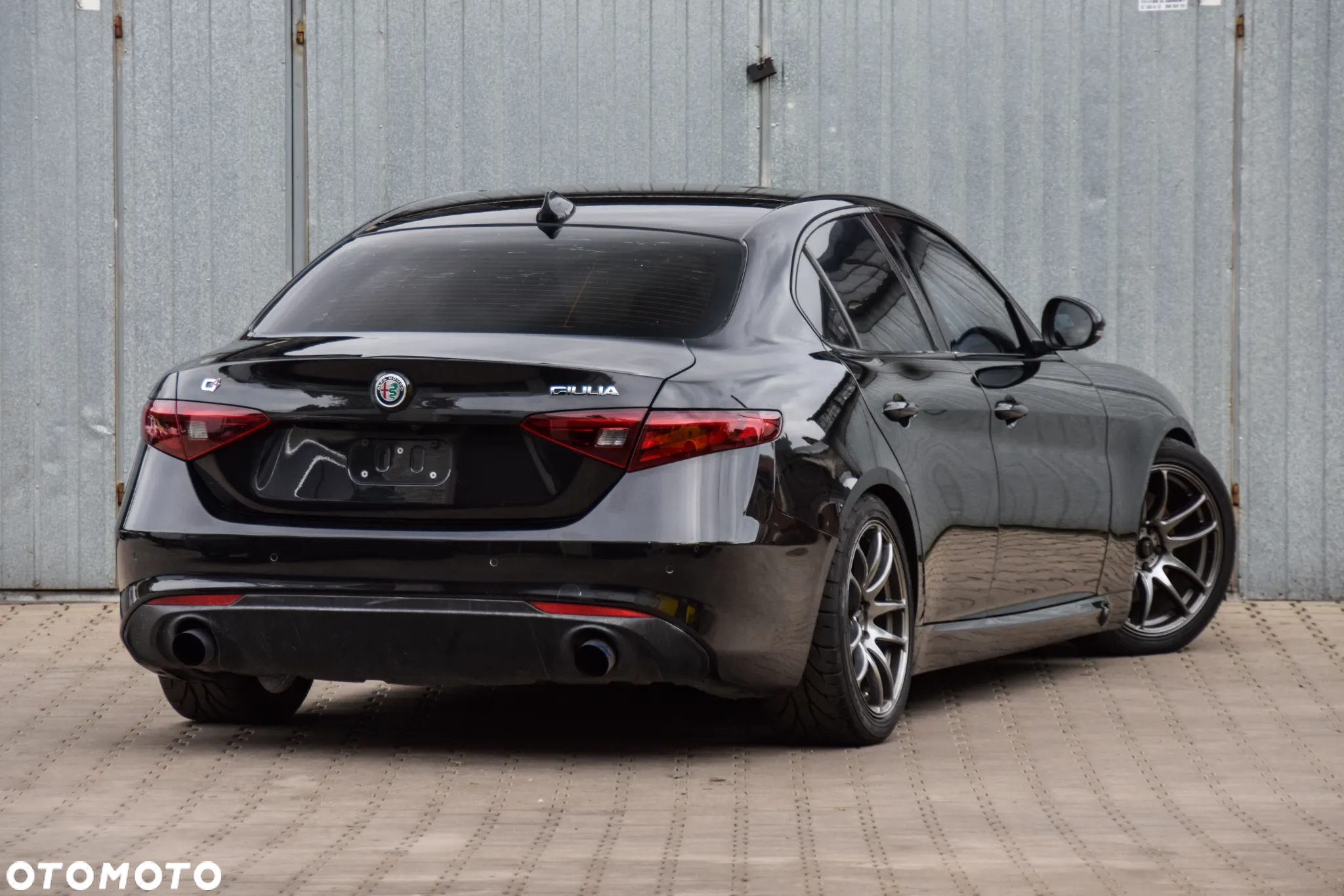 Alfa Romeo Giulia 2.0 Turbo 16V AT8-Q4 Estrema - 6