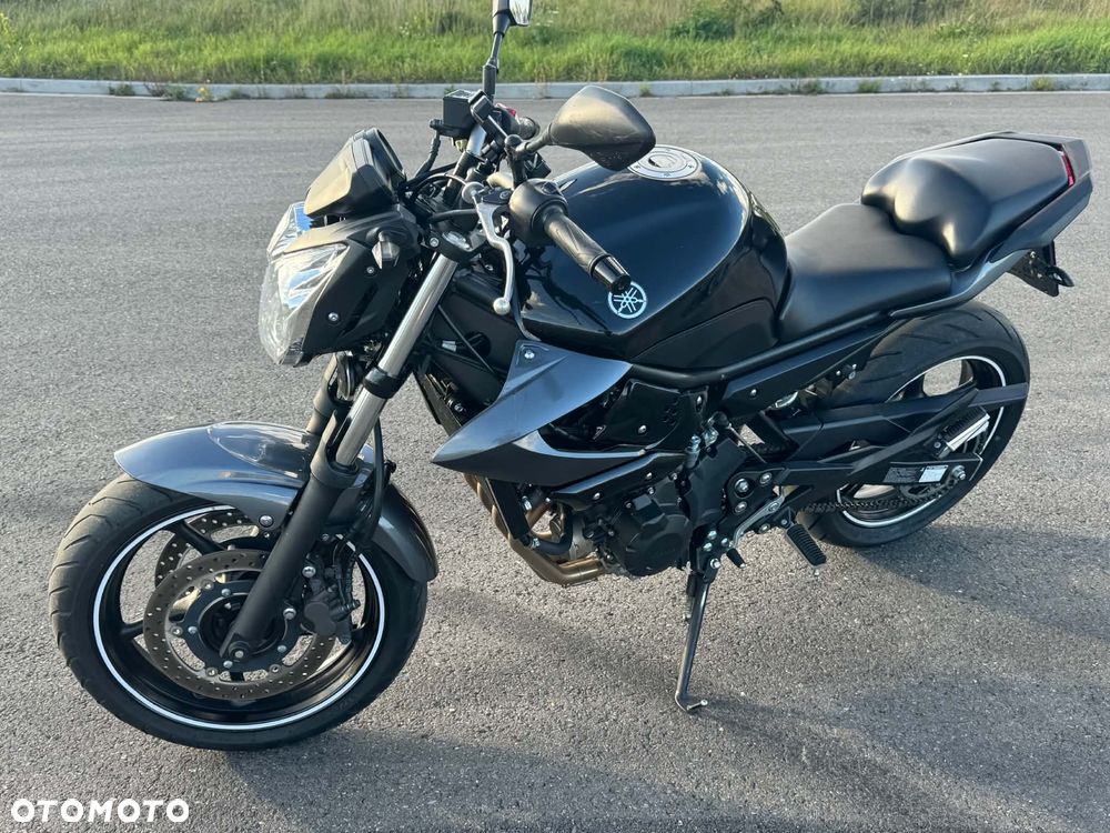 Yamaha XJ - 6