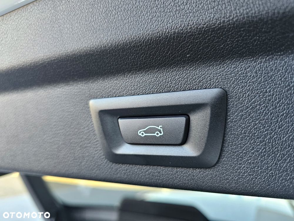 BMW X2 sDrive18d - 17