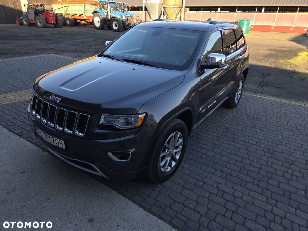 Jeep Grand Cherokee - 1