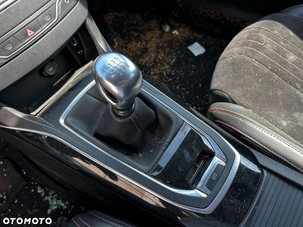 Peugeot 308 - 23