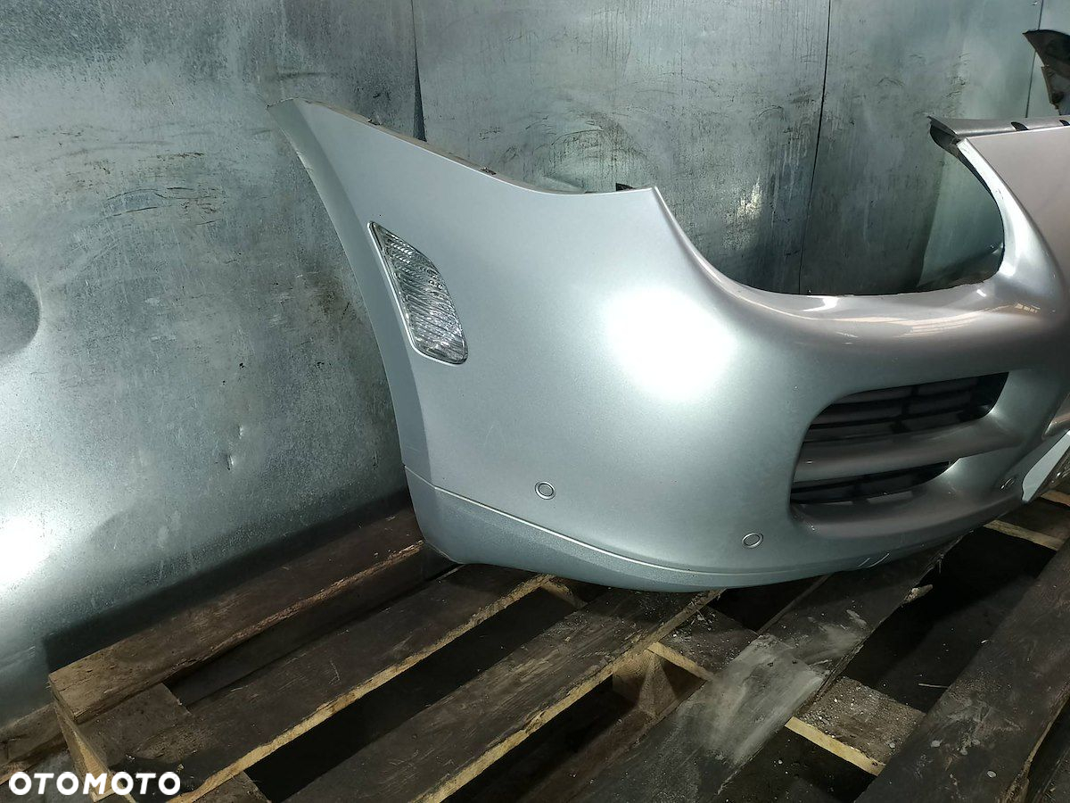 ZDERZAK PRZÓD PORSCHE CAYENNE lak.8E8E SREBRNY - 2