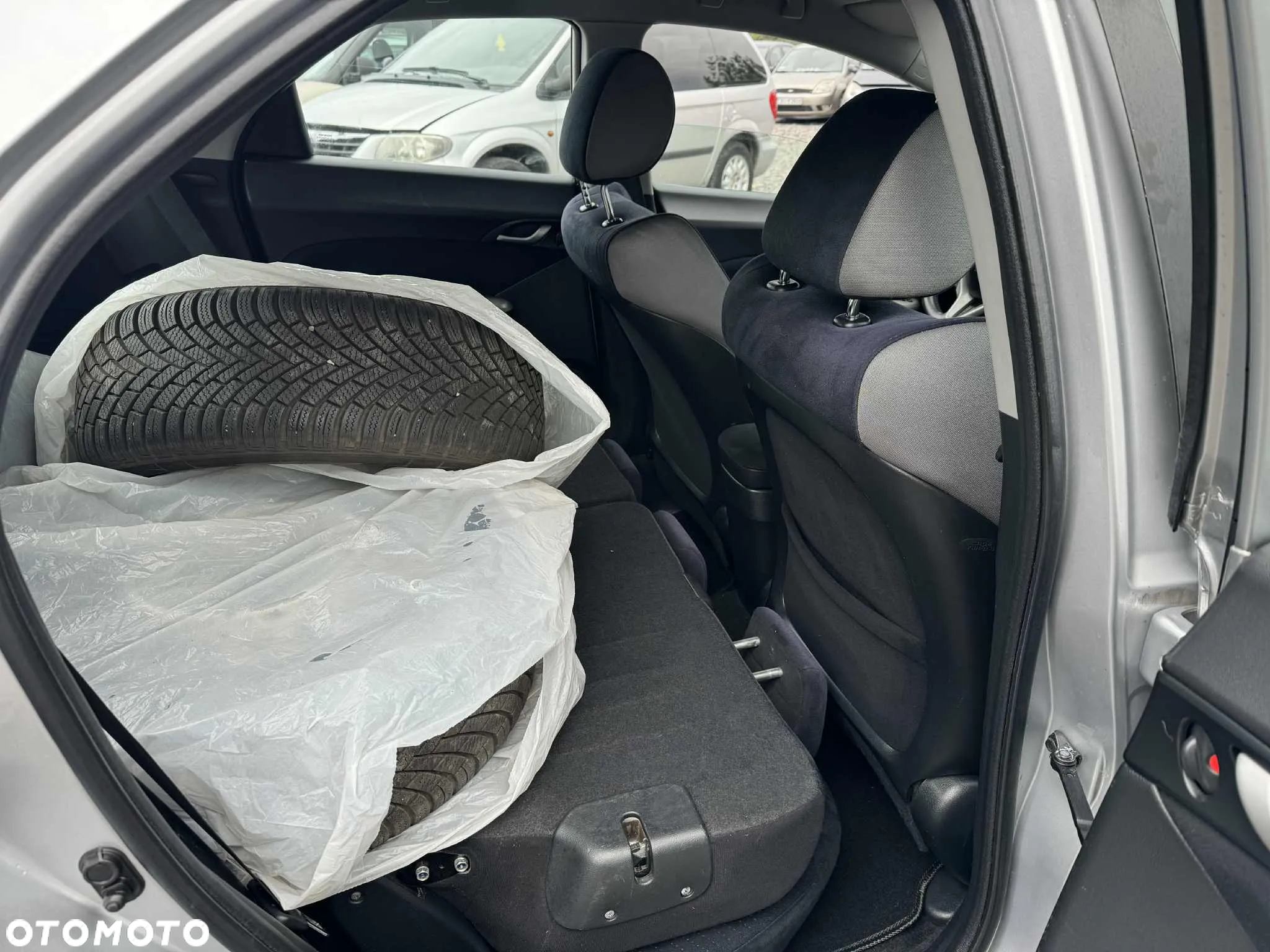 Honda Civic 1.8 Sport - 12