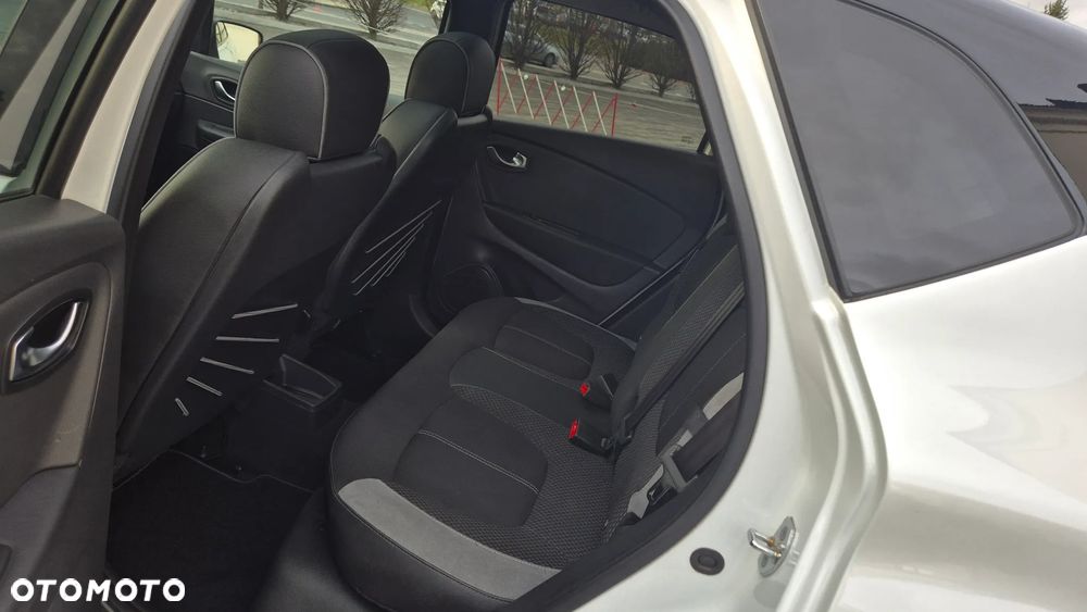 Renault Captur ENERGY TCe 120 Bose Edition - 12