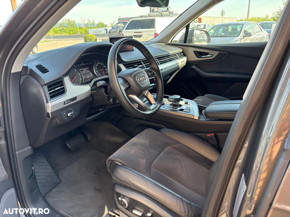 Audi Q7 3.0 50 TDI quattro Tiptronic - 12