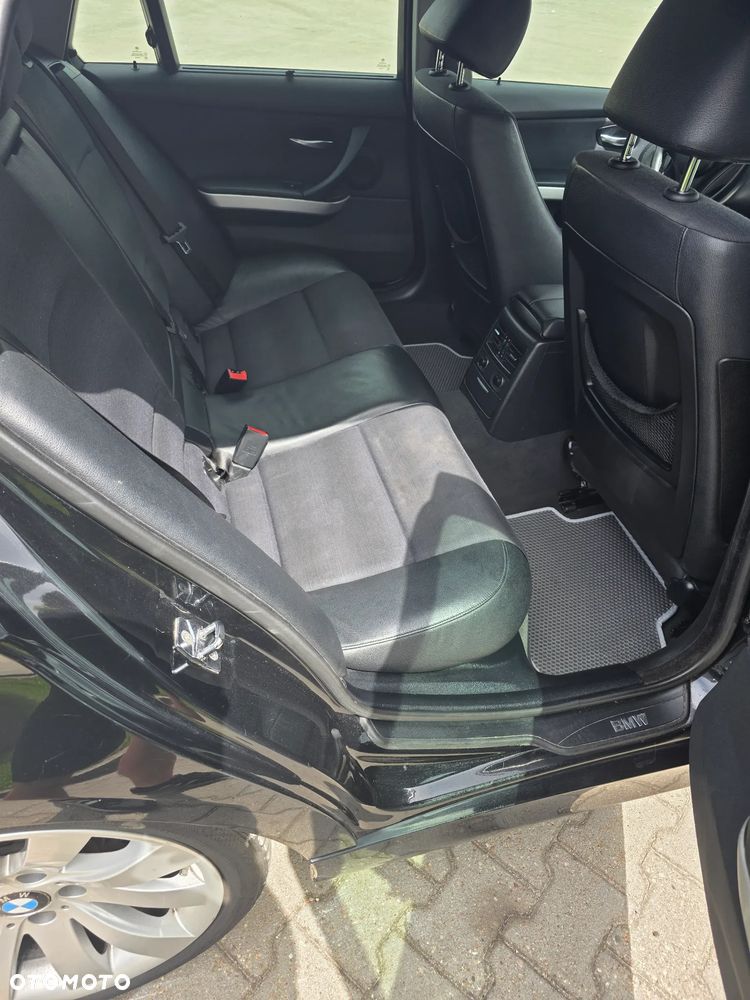 BMW Seria 3 - 11