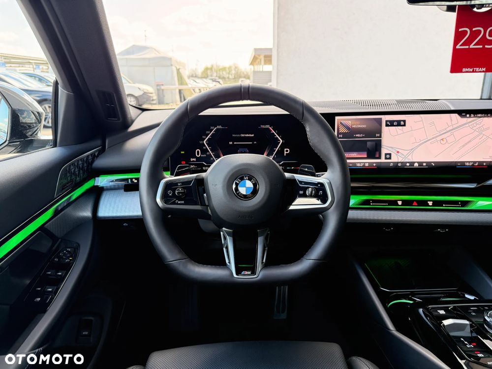 BMW Seria 5 520d xDrive - 34