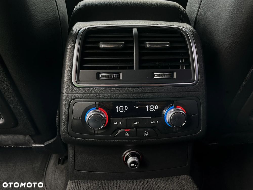 Audi A6 Avant 2.0 TDI Ultra DPF S tronic - 34