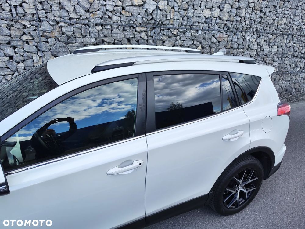Toyota RAV4 2.0 D-4D Prestige 4x2 - 11
