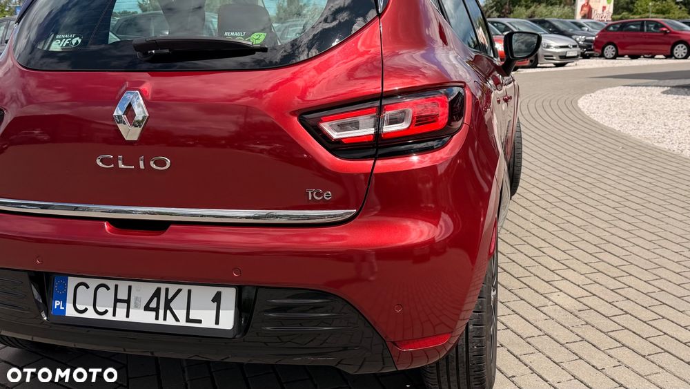 Renault Clio - 12