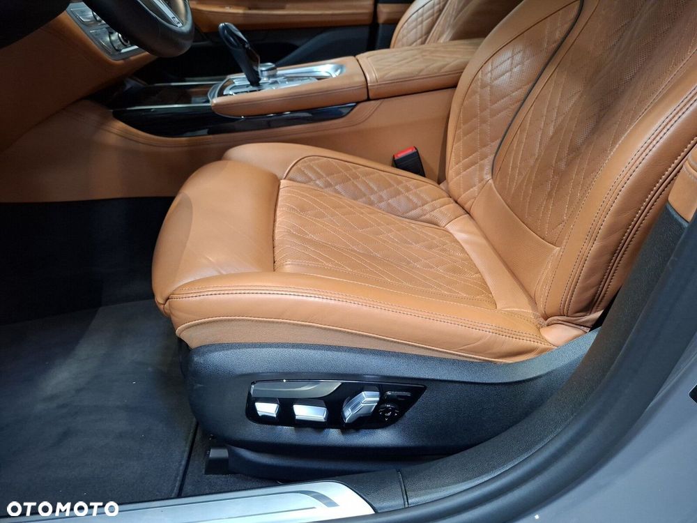BMW Seria 7 - 14