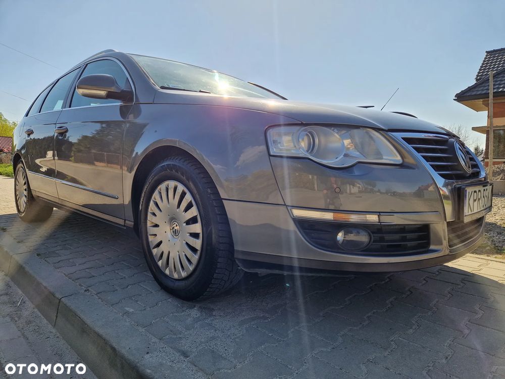 Volkswagen Passat 2.0 TDI DPF Highline - 10