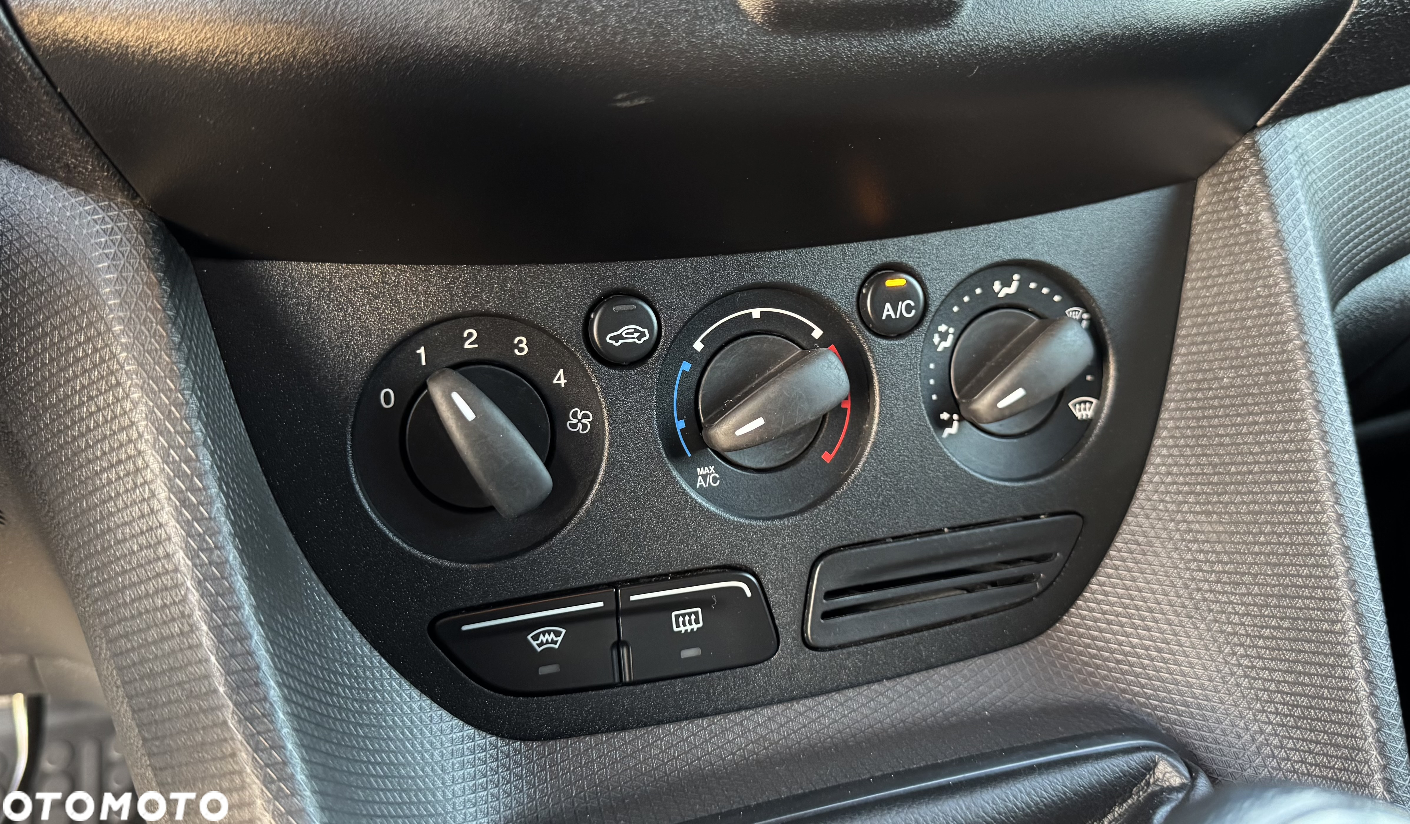 Ford Transit Connect 1.6 TDCI 2014r, - 24