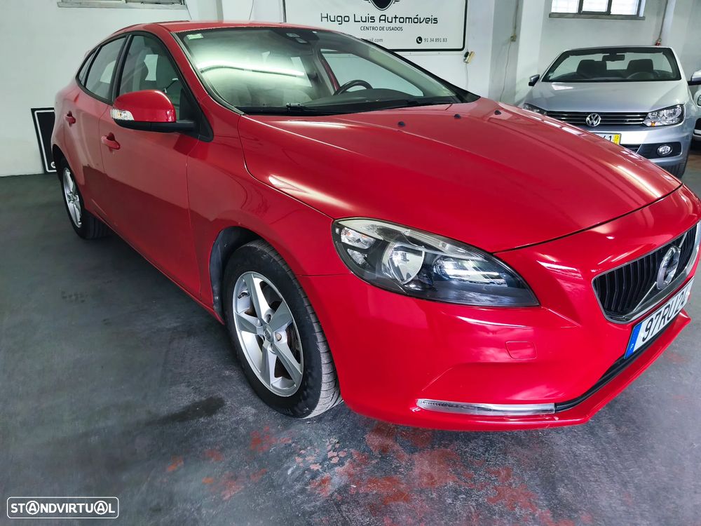 Volvo V40 T3 Geartronic Momentum - 6