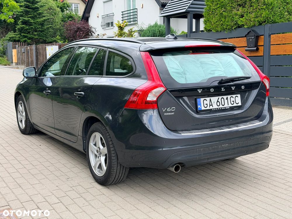 Volvo V60 D2 Drive-E Kinetic - 6
