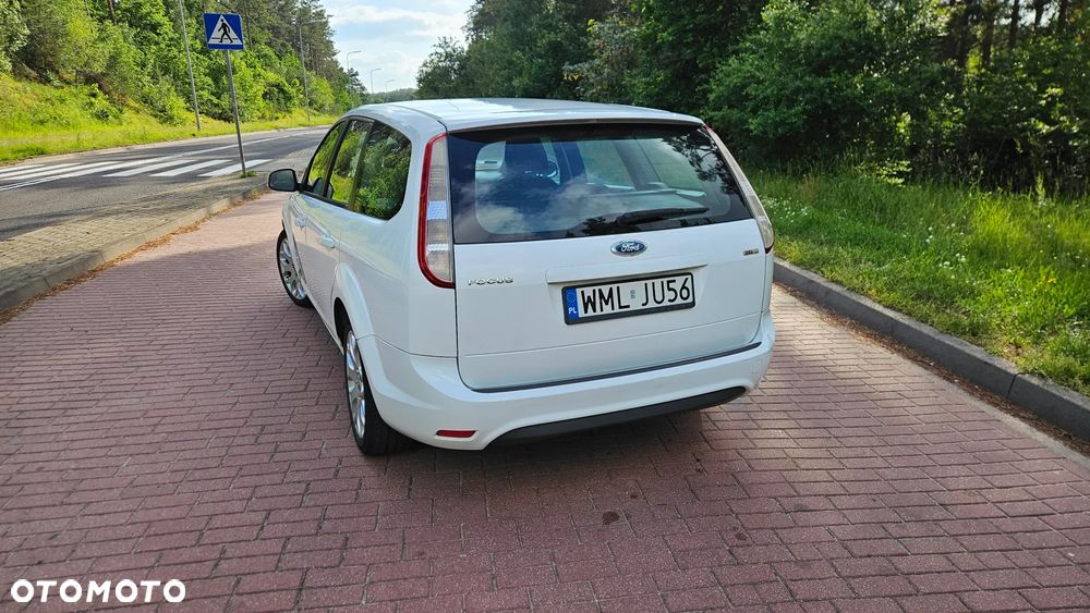 Ford Focus 1.6 TDCi DPF Titanium - 5