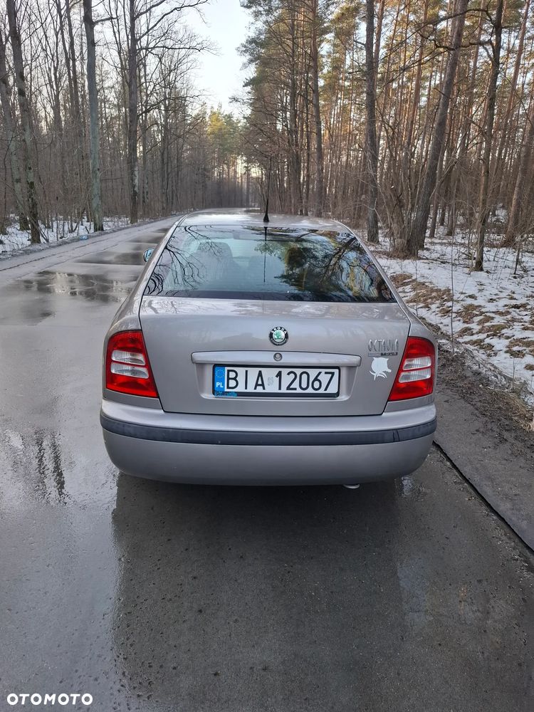 Skoda Octavia 1.6 Tour Classic - 3