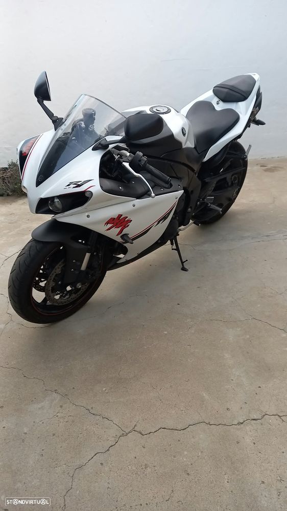 Yamaha YZF - 2