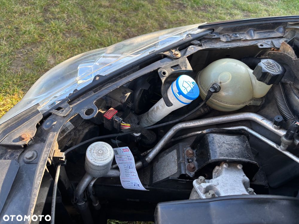 Peugeot 307 110 OXYGO - 32