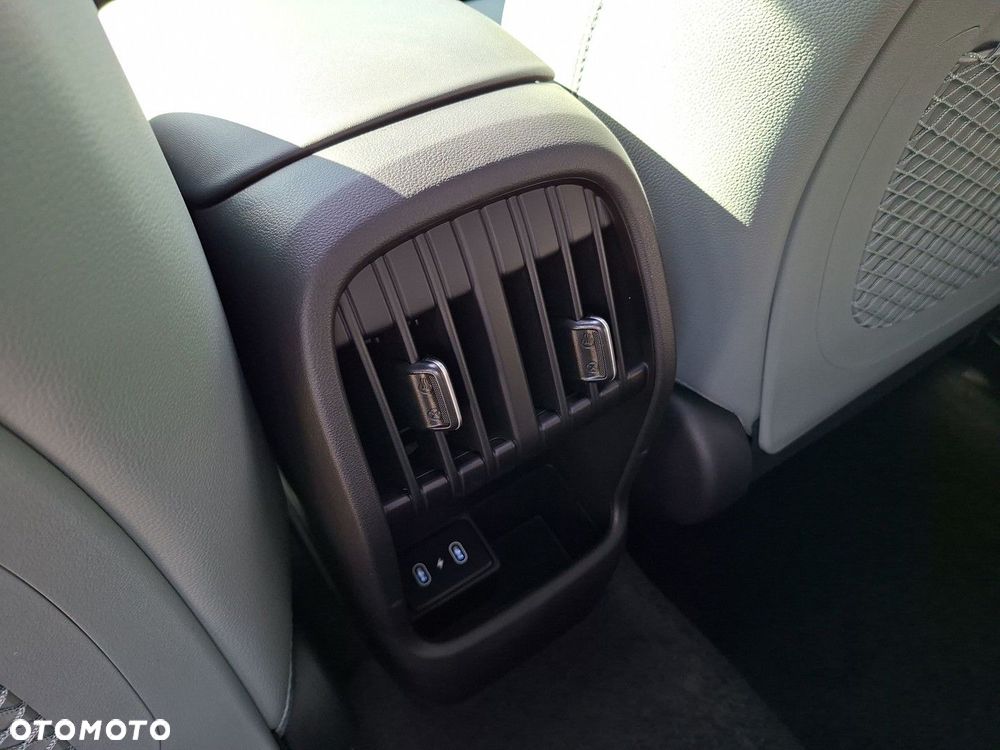 Hyundai Kona 1.6 T-GDI Platinum DCT - 30