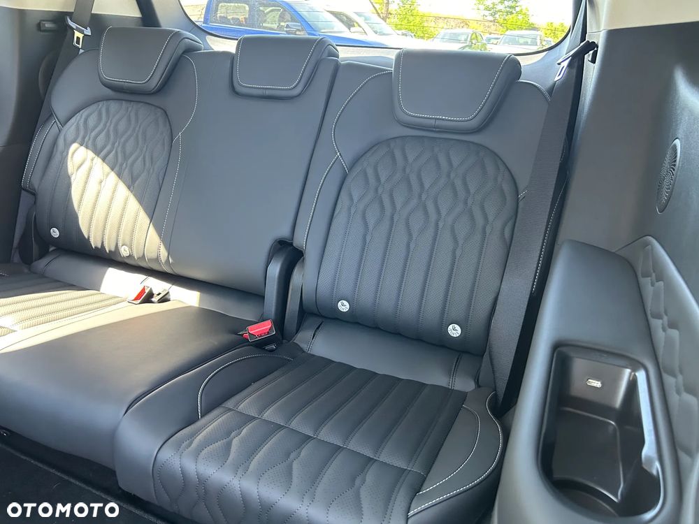 Forthing V-Tour 1.5T HEV E-CVT - 28