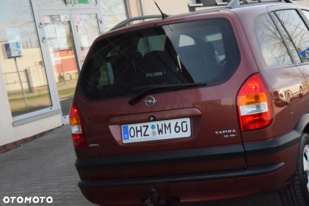 Opel Zafira 1.8 16V Elegance - 12