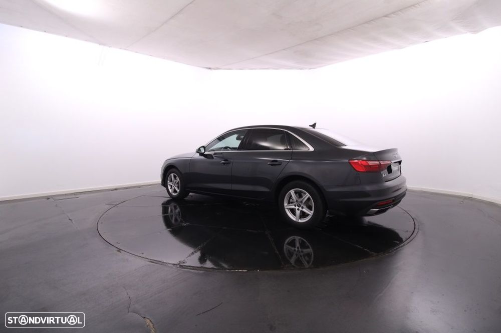 Audi A4 - 5