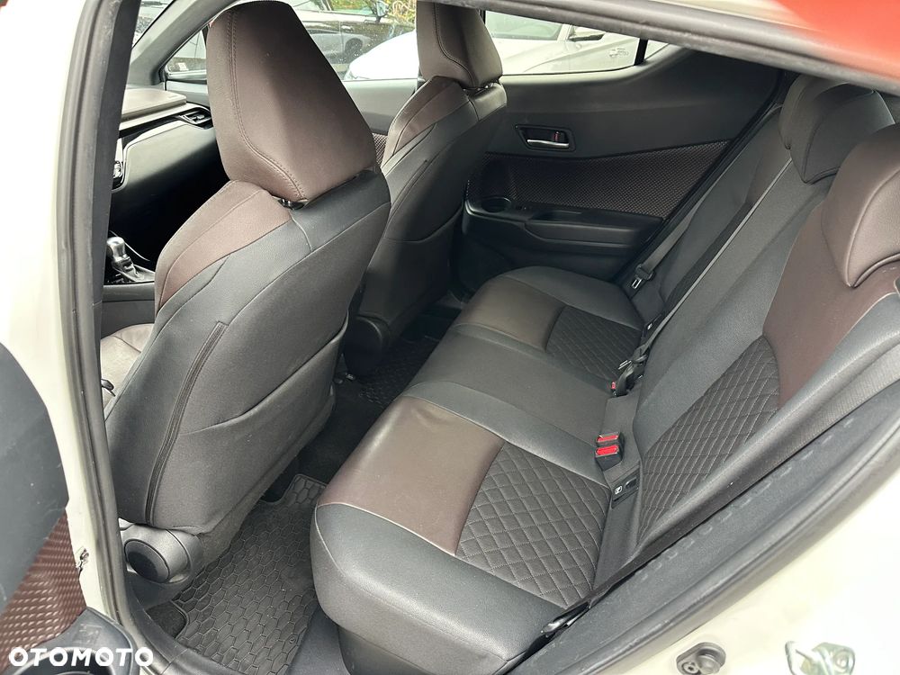 Toyota C-HR - 21