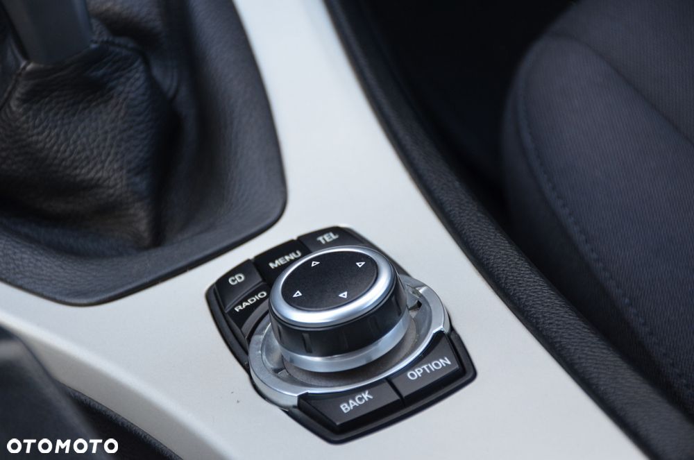 BMW Seria 3 320d Efficient Dynamics - 35