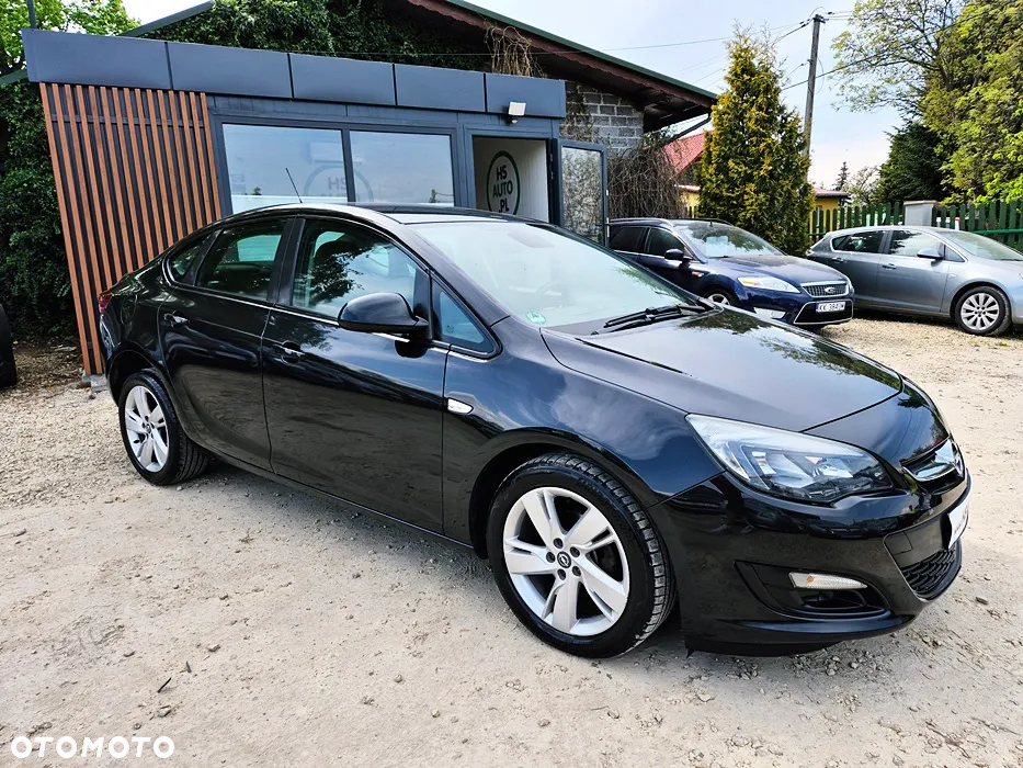 Opel Astra IV 1.4 T Business EU6 - 8