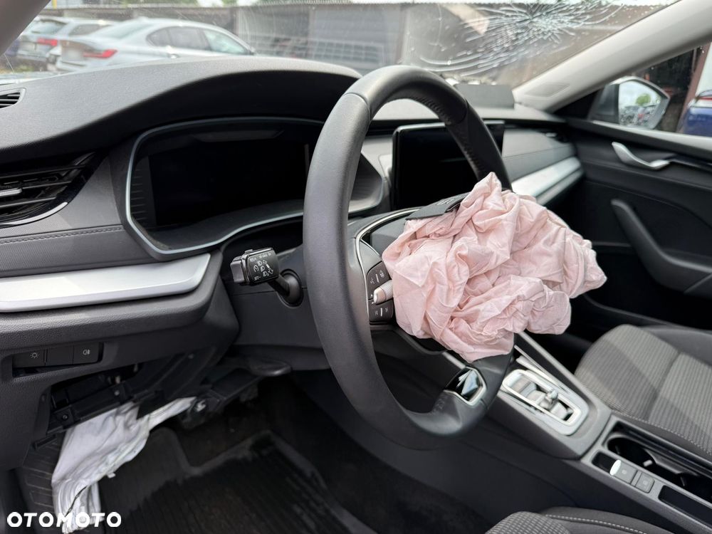 Skoda Octavia 1.5 TSI e-Tec Ambition DSG - 13
