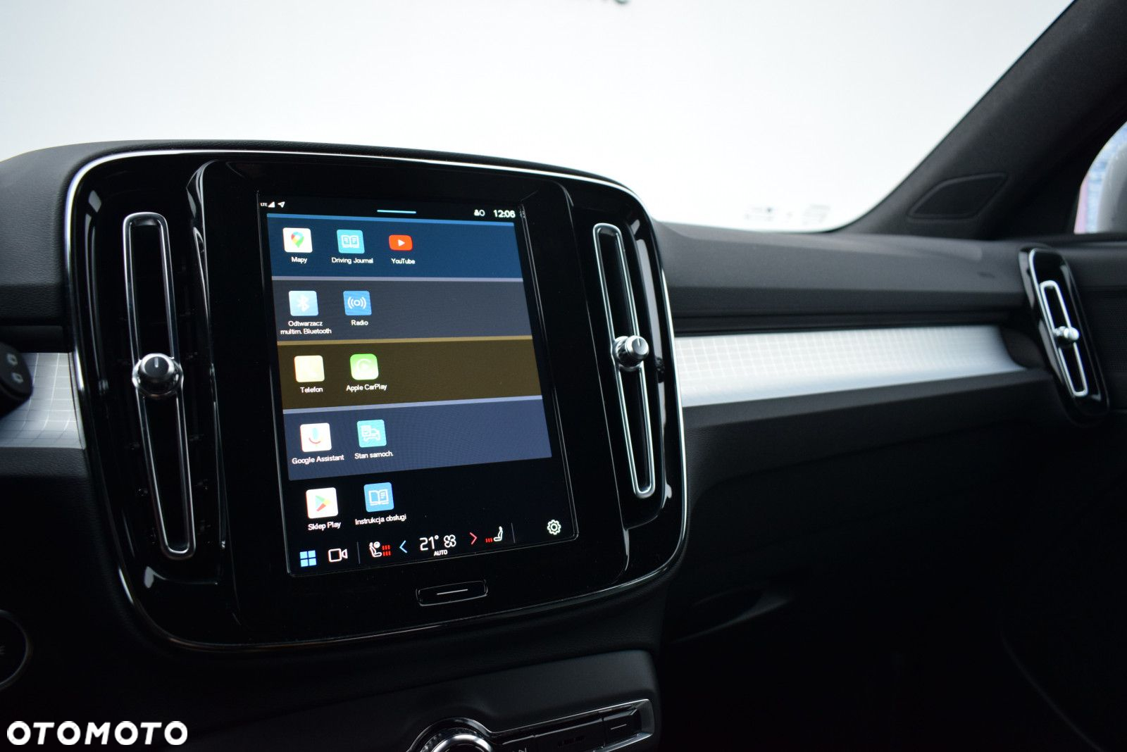 Volvo XC 40 - 24