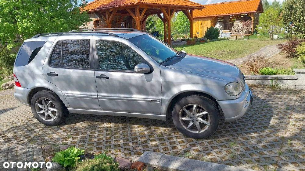 Mercedes-Benz ML - 7