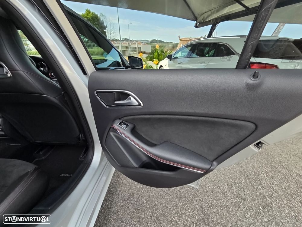 Mercedes-Benz A 200 d 7G-DCT AMG Line - 27