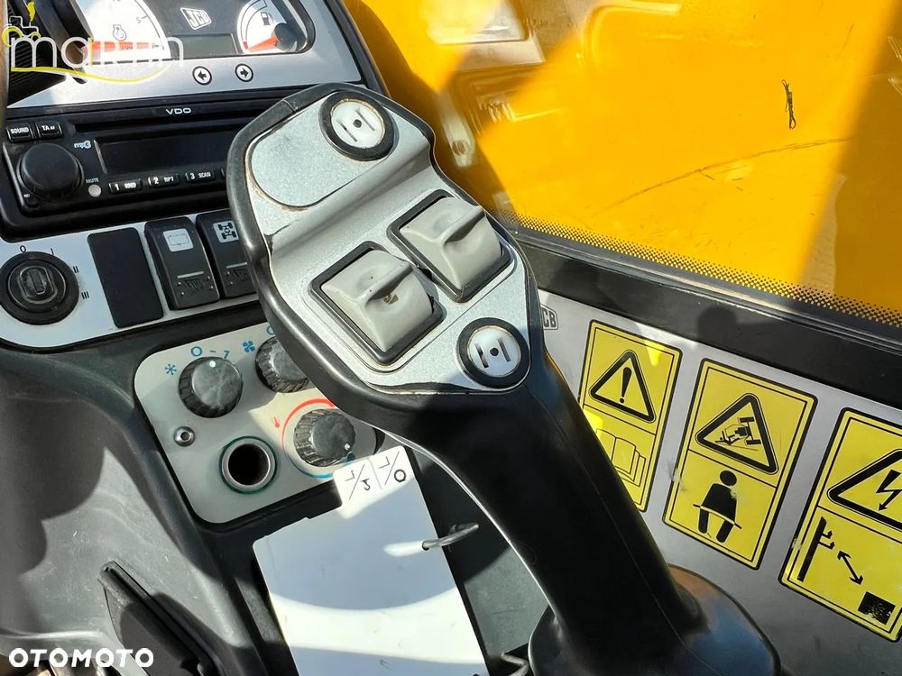 JCB 536-60 Agri Super - 12