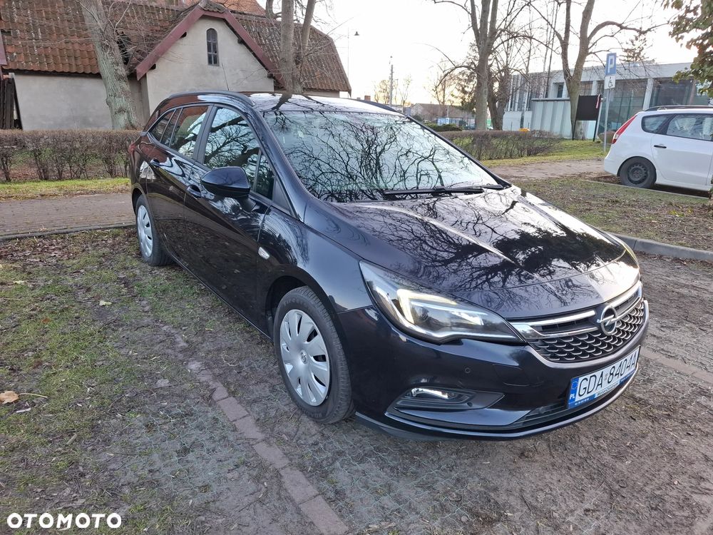 Opel Astra 1.6 CDTI Enjoy - 1