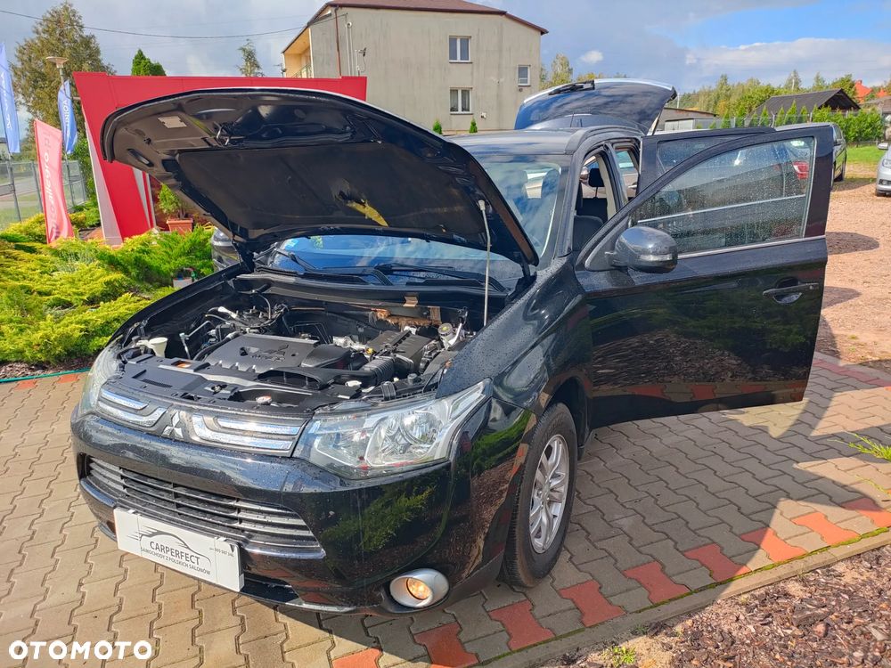 Mitsubishi Outlander 2.0 Intense - 29