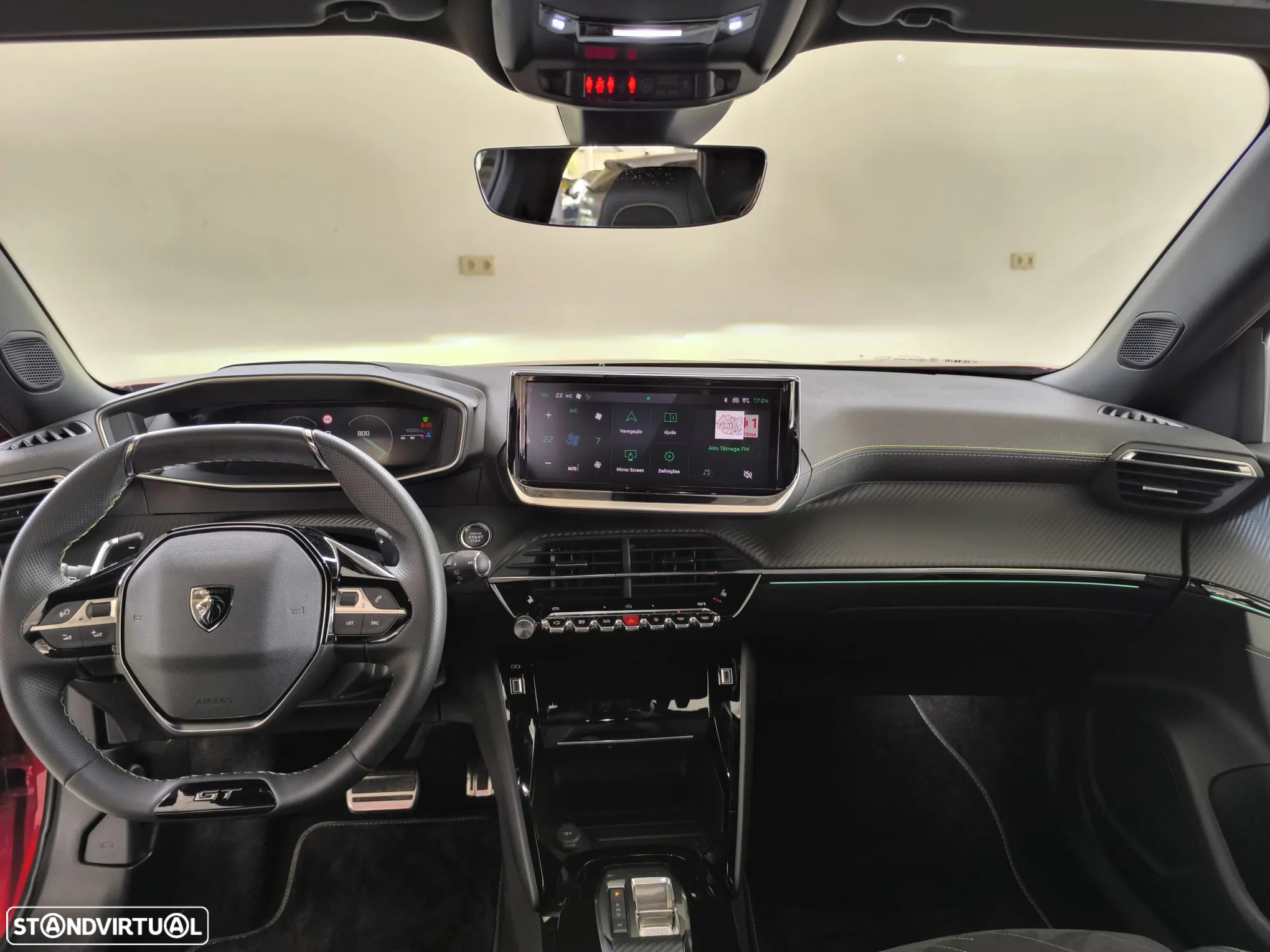 Peugeot 2008 1.2 PureTech GT EAT8 - 11