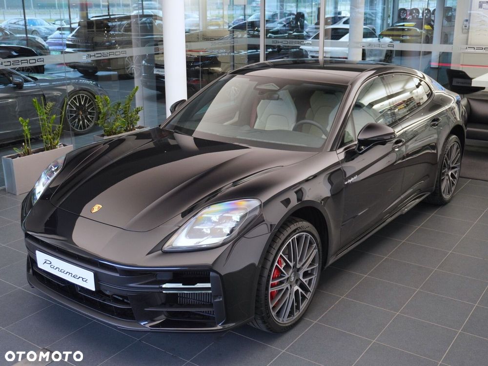 Porsche Panamera 4S E-Hybrid PHEV - 6